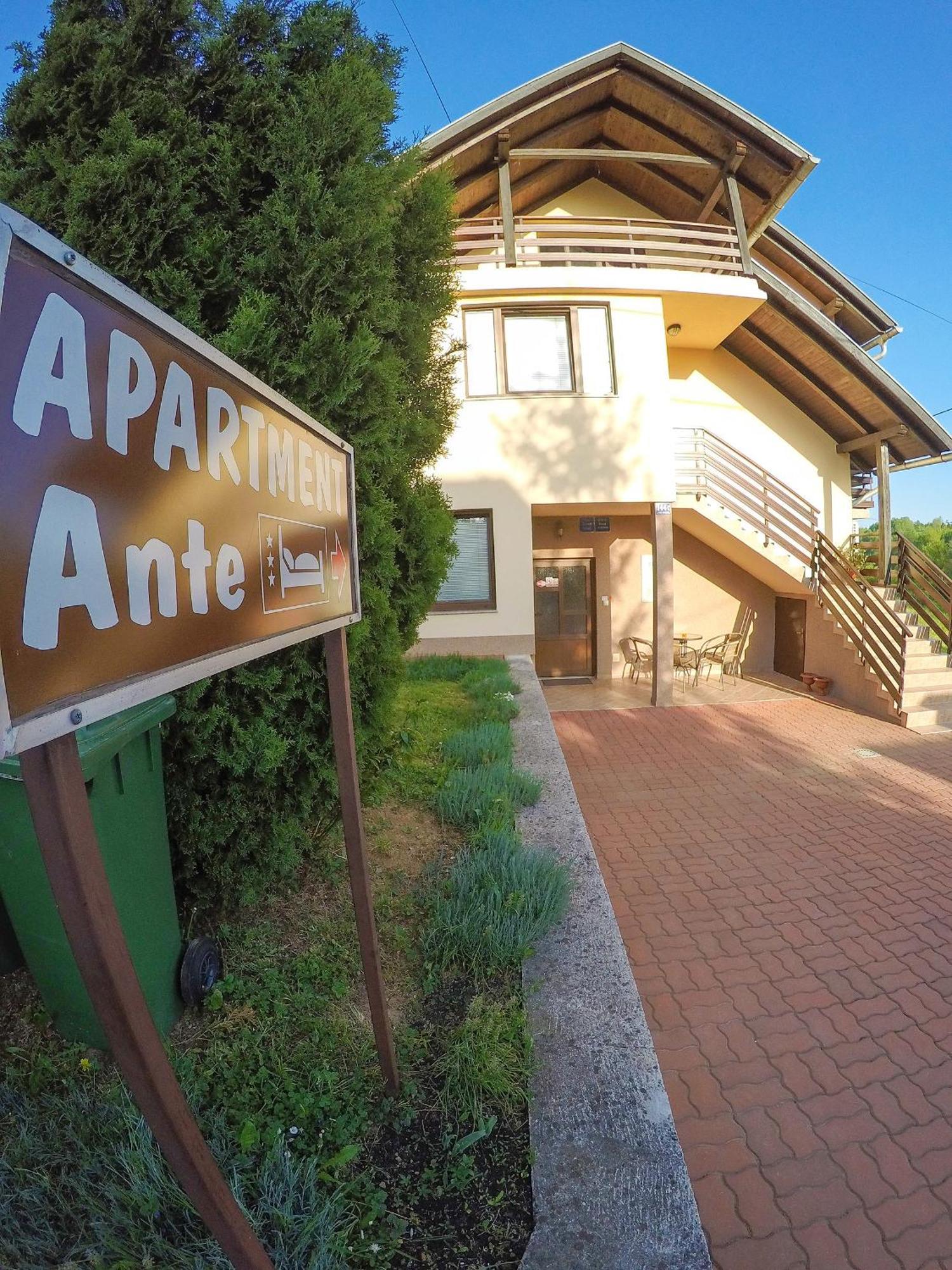 Apartment Ante Slunj Exterior photo