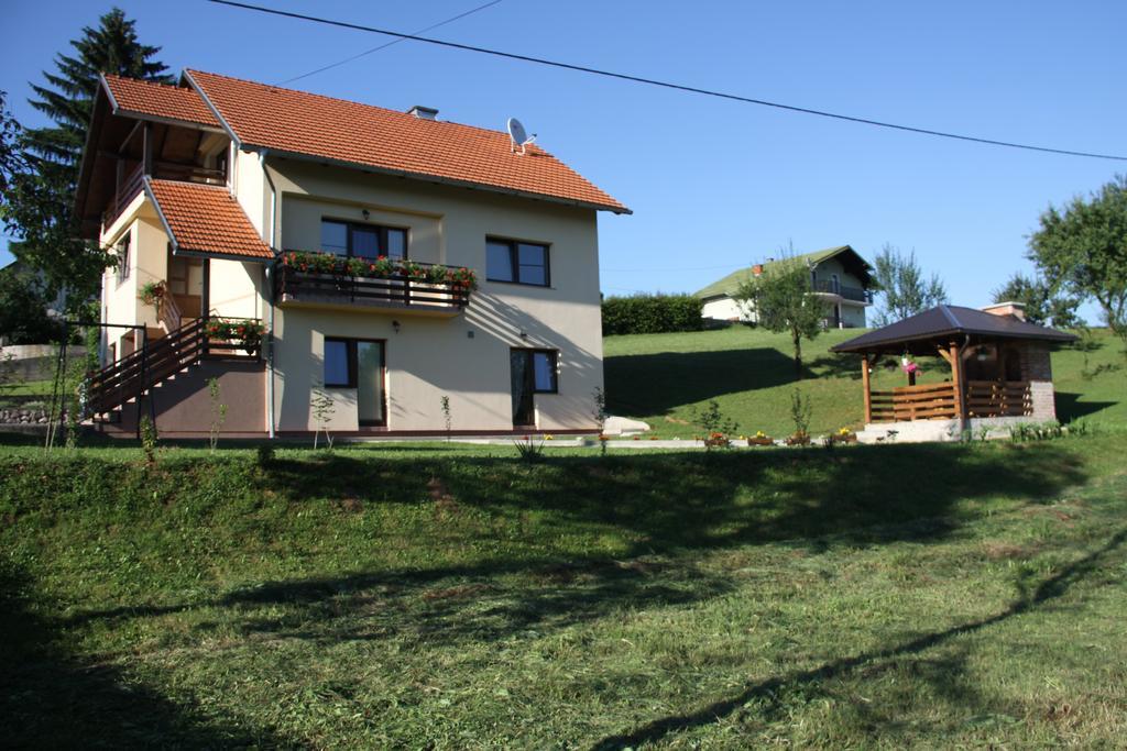 Apartment Ante Slunj Exterior photo